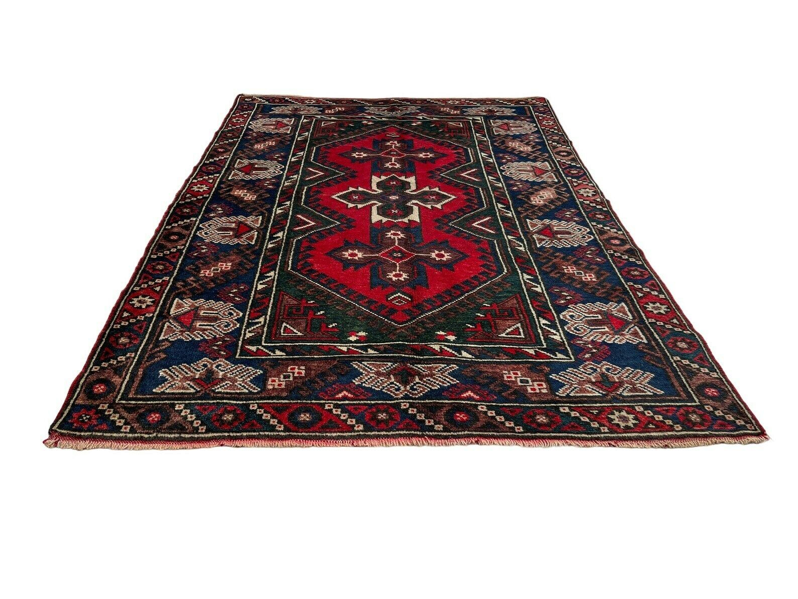 photo for sale Vintage Turkish Dosemealti Rug , 191 X 131 Cm