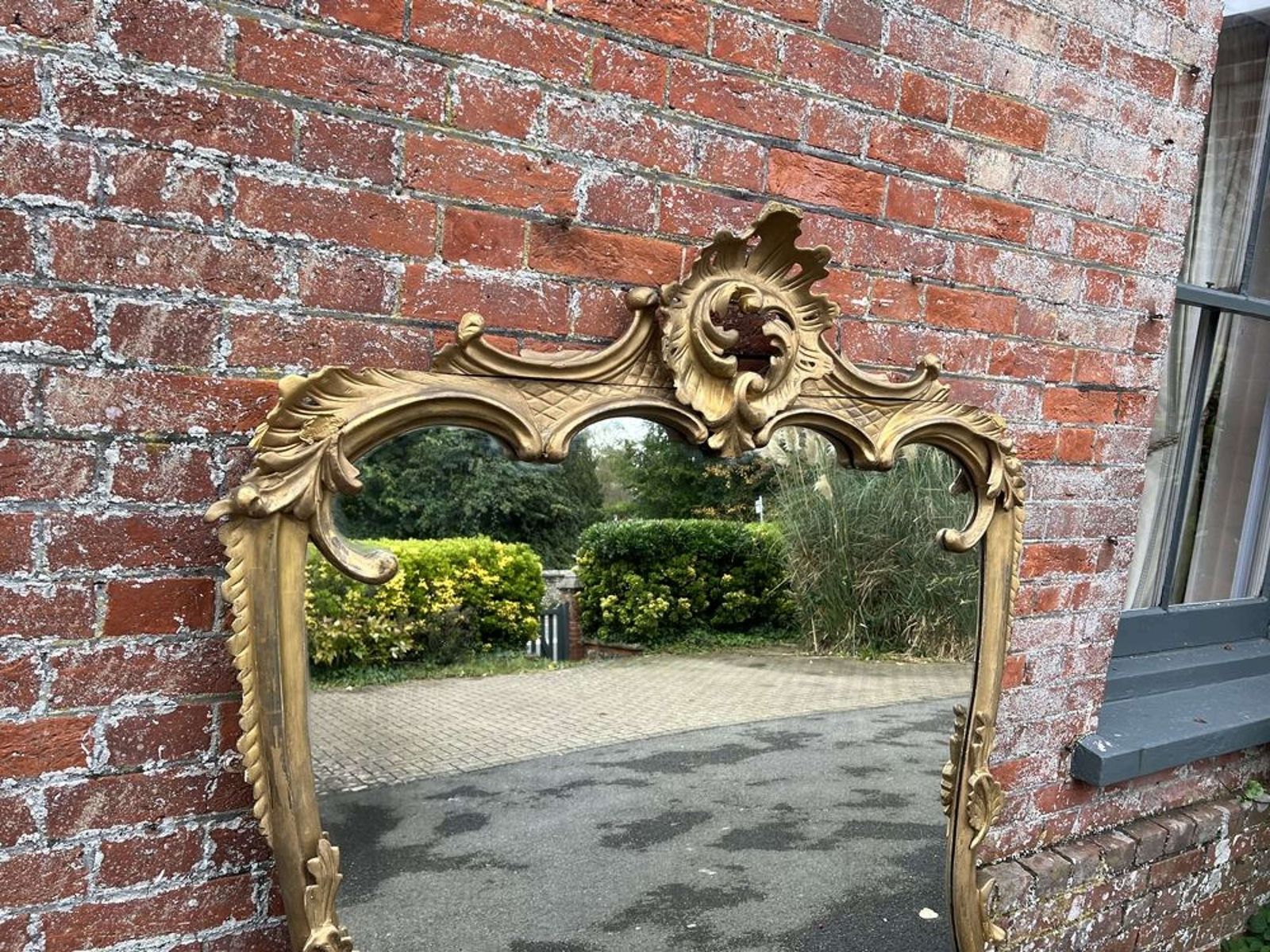 A Spectacular Large Antique English 19th C Original Gilt Shaped Mirror photo vinterior
