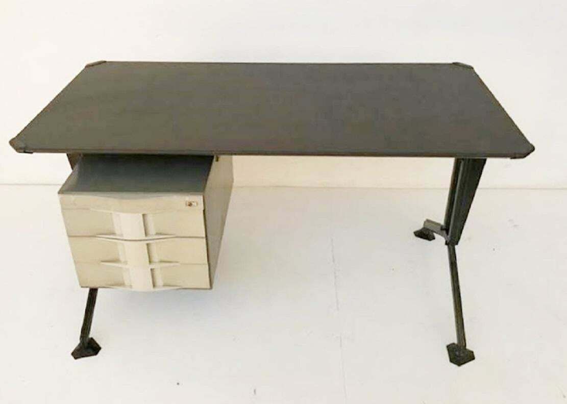 Desk By Studio Bbpr For Olivetti photo Furniture