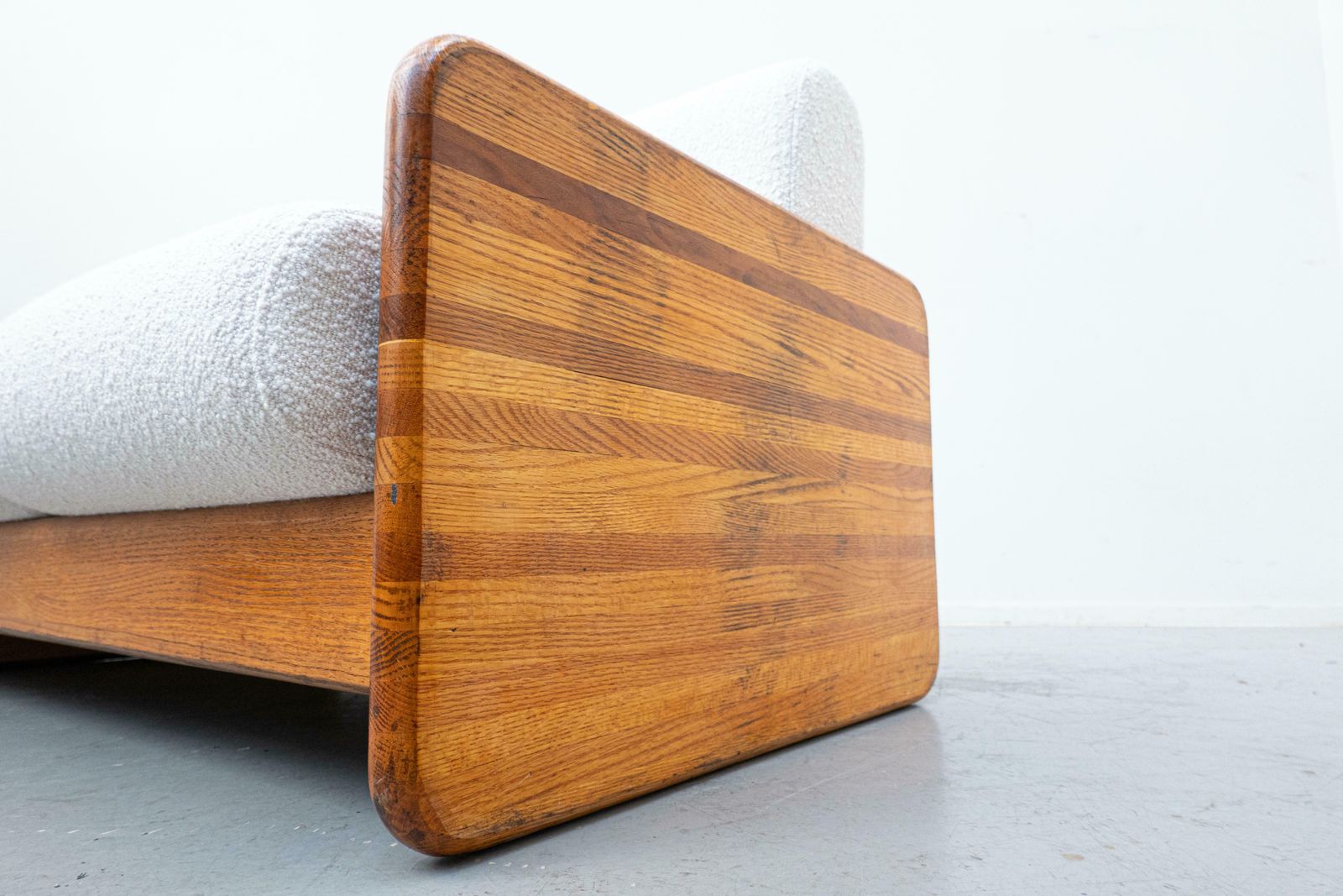 Mid Century Modern Italian Lounge Set, White Boucle And Oak, 1960s photo vintage