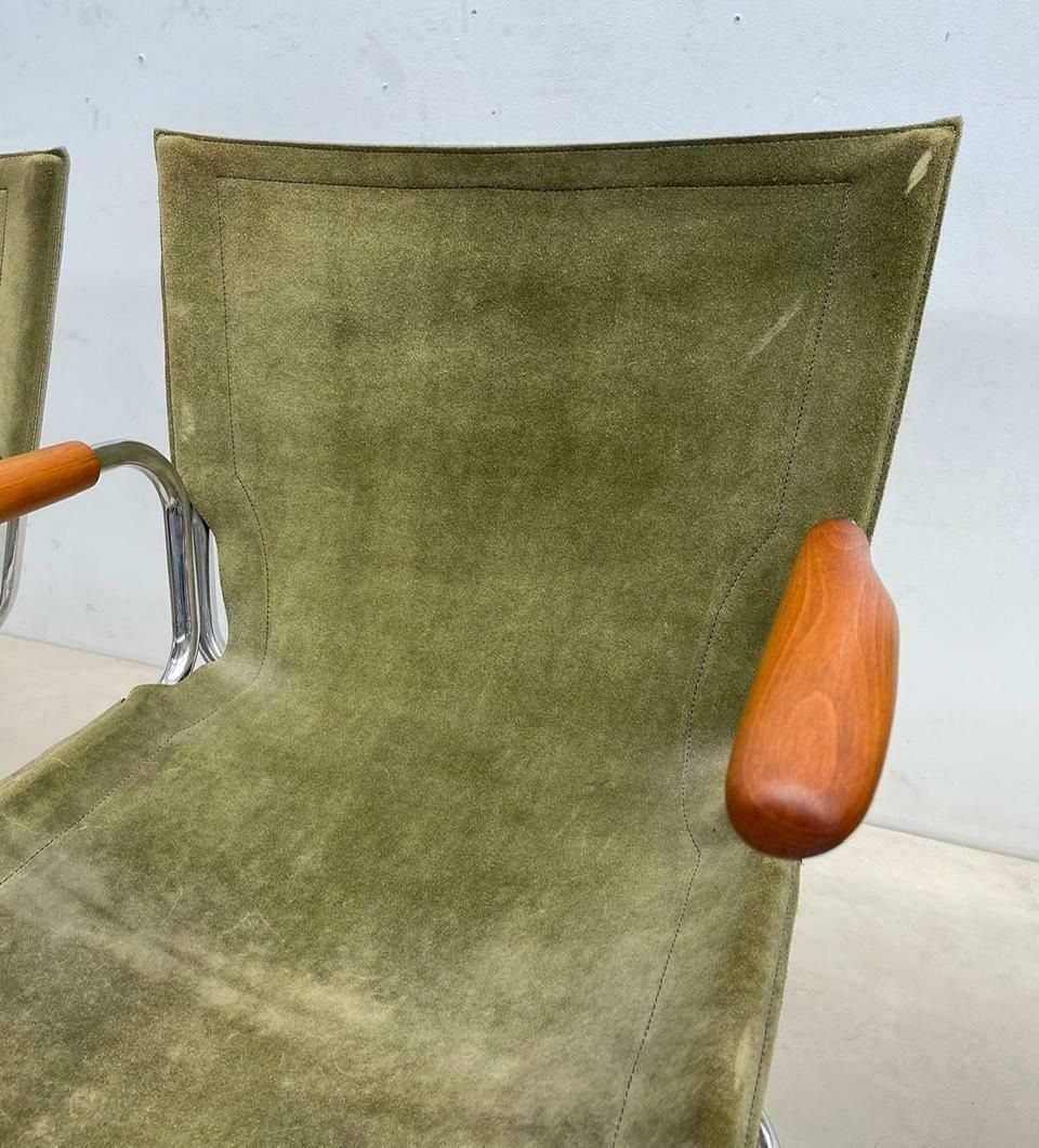 photo furniture Set Of 4 Mid Century Wood Metal And Green Canvas Folding Armchairs