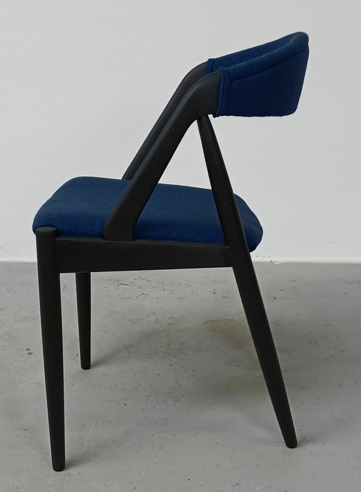Set Of Eight Fully Restored Kai Kristiansen Dining Chairs In Ebonized Oak And Blue Fabric photo buy