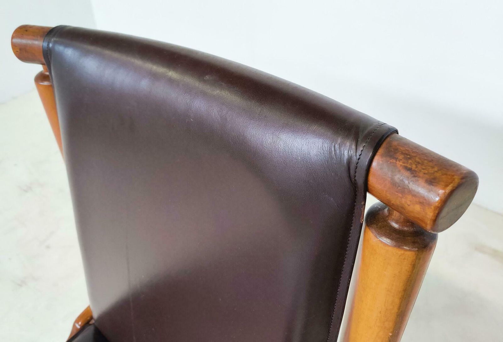 Mid Century Modern Set Of 6 Leather Dining Chairs By Ilmari Tapiovaara photo Furniture
