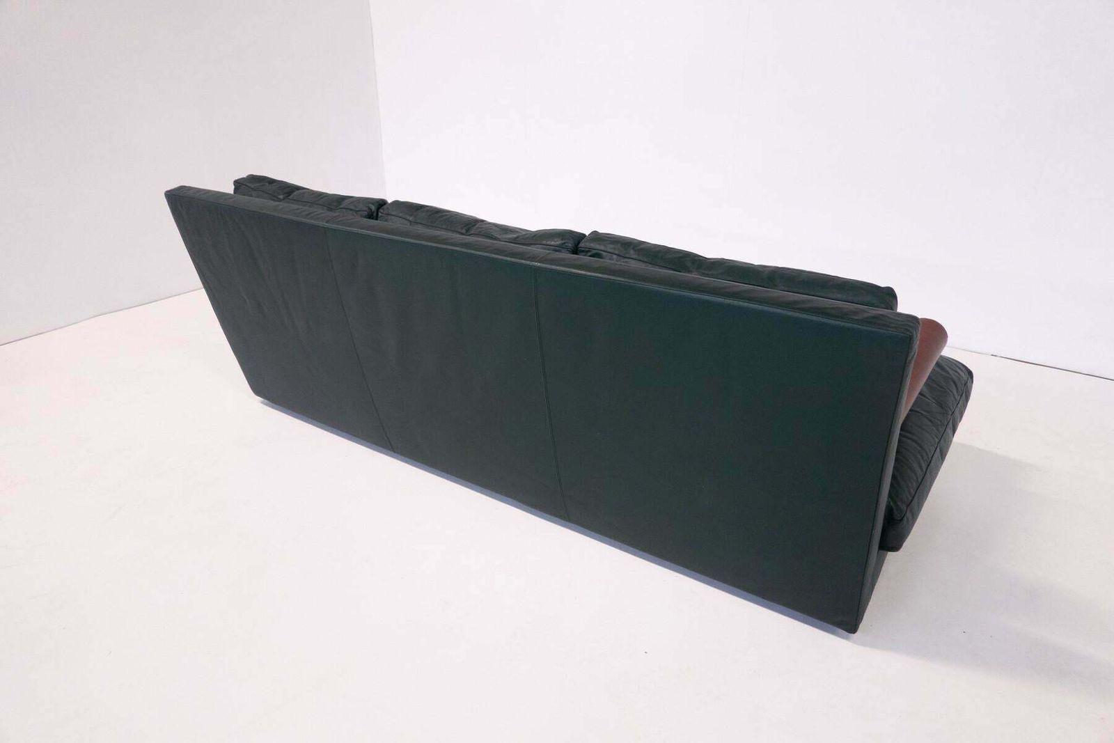 Mid Century Modern Baisity Sofa By Antonio Citterio For B&B Italia, 1980s   Two £2,387.94per Item 8 photo for sale