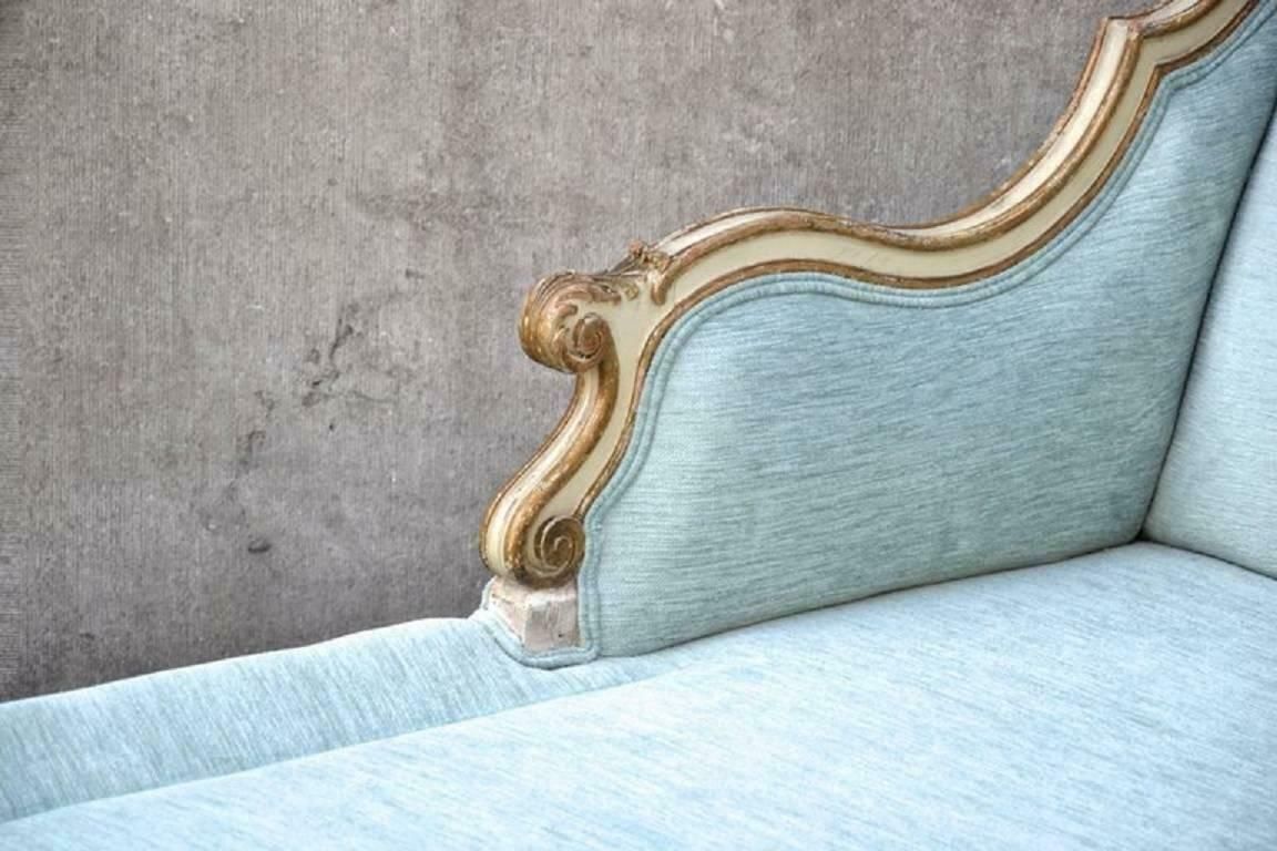 Elegant 18th Century Tuscan Rococo Daybed, Newly Upholstered photo for sale