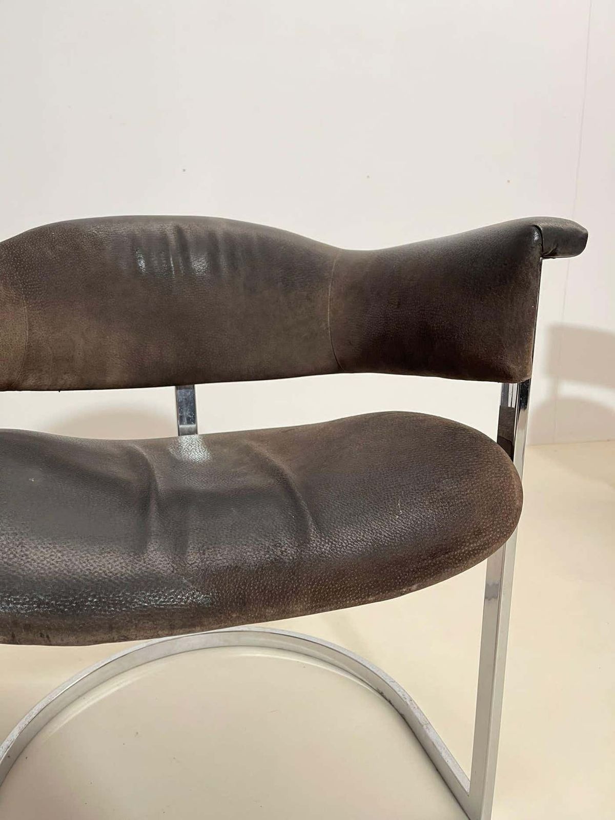 photo buy Pair Of Chrome & Leather Armchairs By Vittorio Introini For Mario Sabot, 1970s