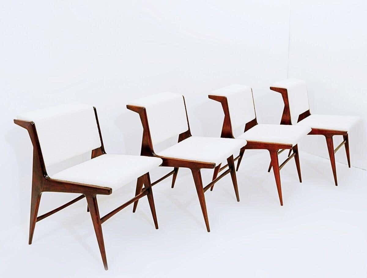 photo vinterior Set Of 4 Mid Century Modern Italian Chairs, Wood And White Fabric, 1960s
