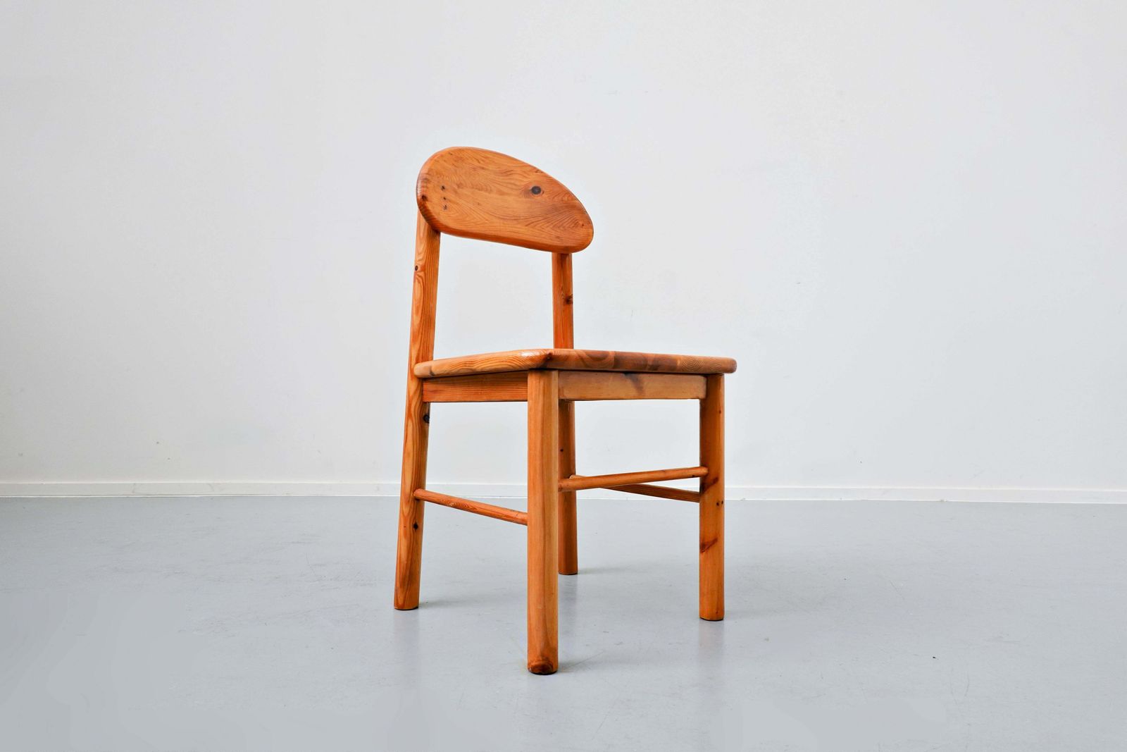 Set Of 6 Pitchpin Chairs By Rainer Daumiller, 1970s photo Furniture