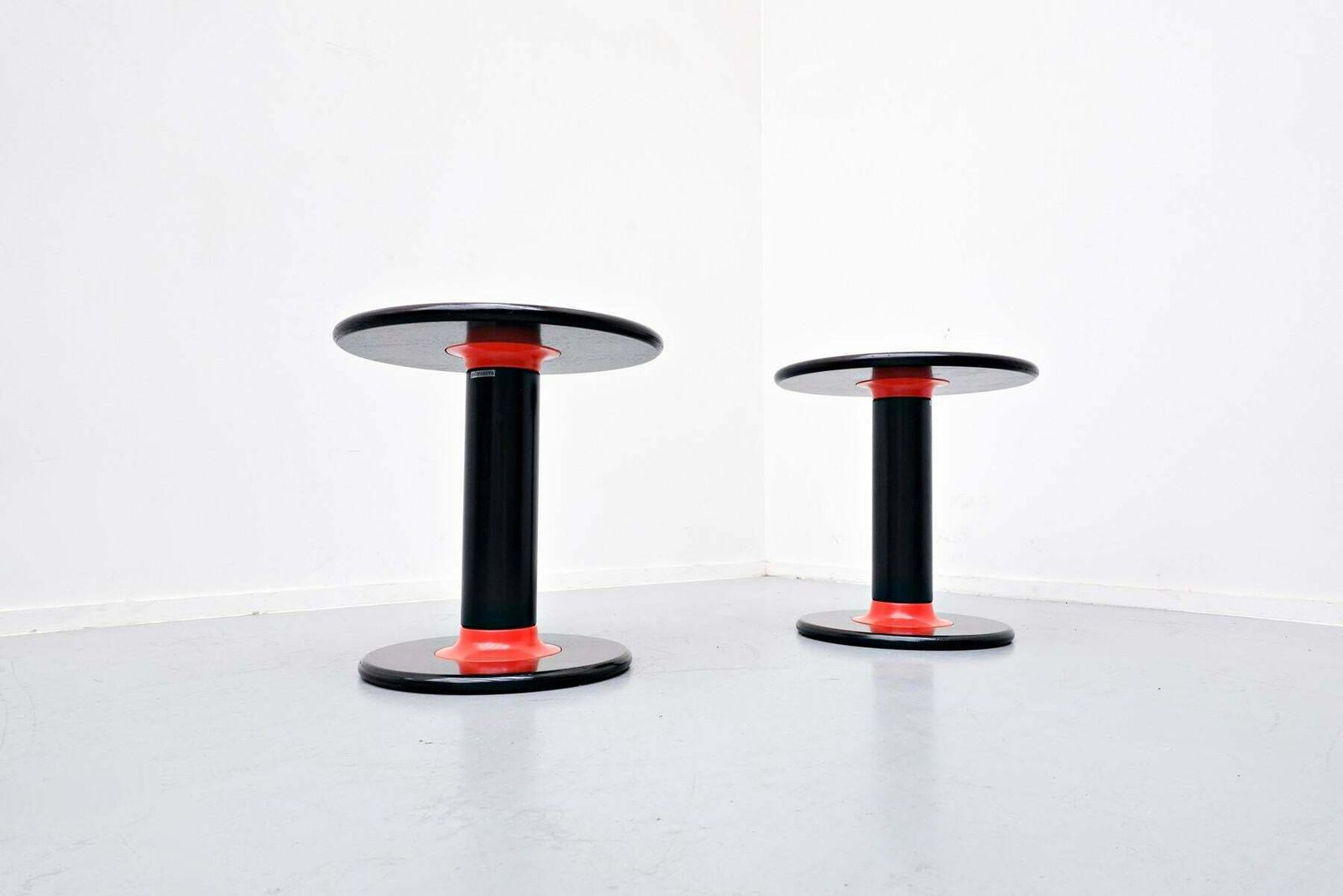 Ettore Sottsass "Rocchetto" Italian Side Table For Poltronova, 1964 photo vinterior