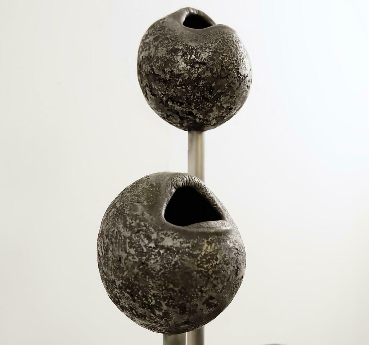 Abstract Lips Metal Sculpture By John Cotter, Signed On The Base photo vintage