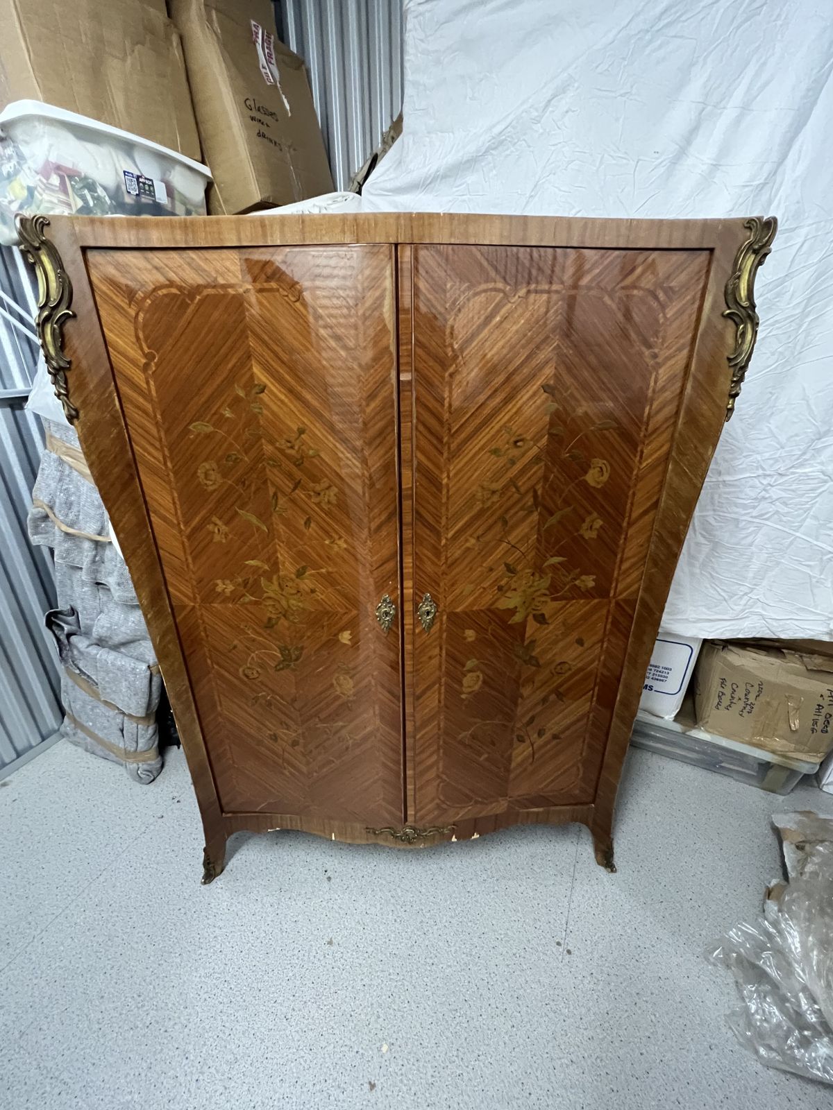 photo furniture Louis XV Style Marquetry Armoire, Satin Lace Crosshatchbanding Veneer, Marble Top, 2 Doors, Roses Inlay.