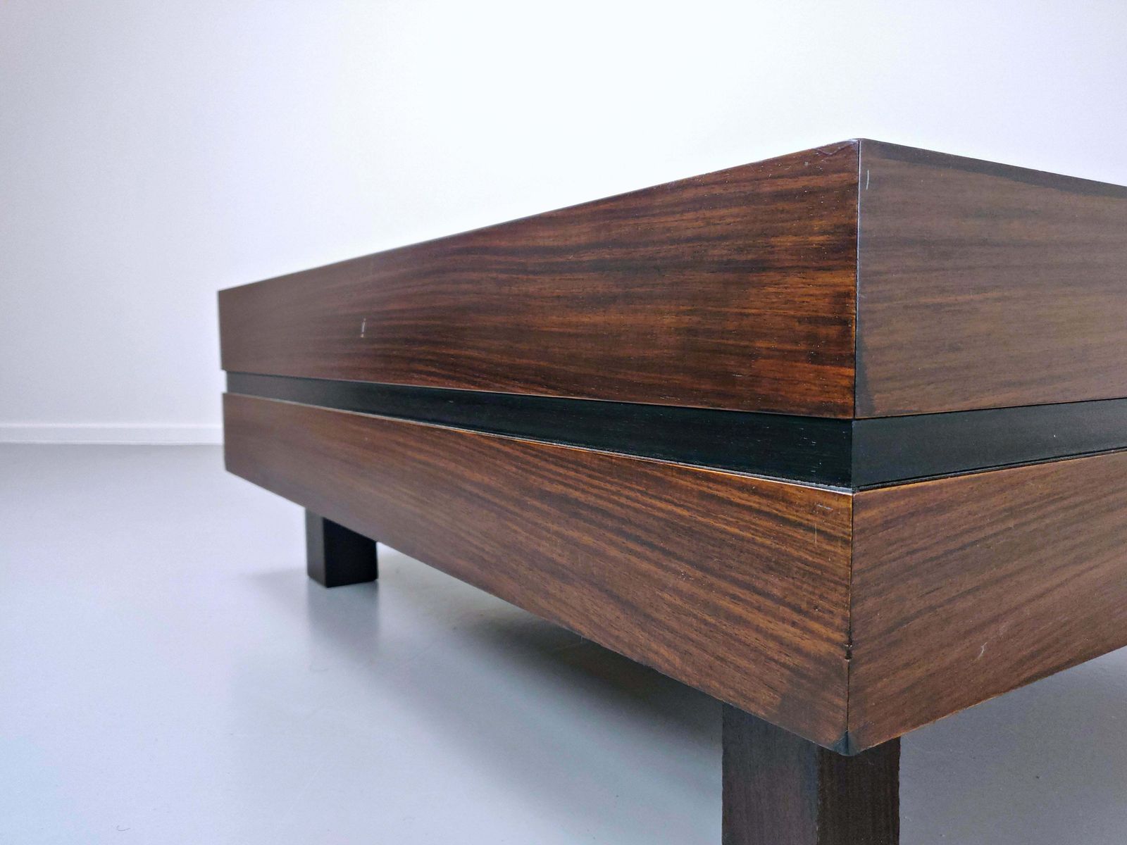 photo furniture Mid Century Modern Italian Coffee Table, Teak By Sormani
