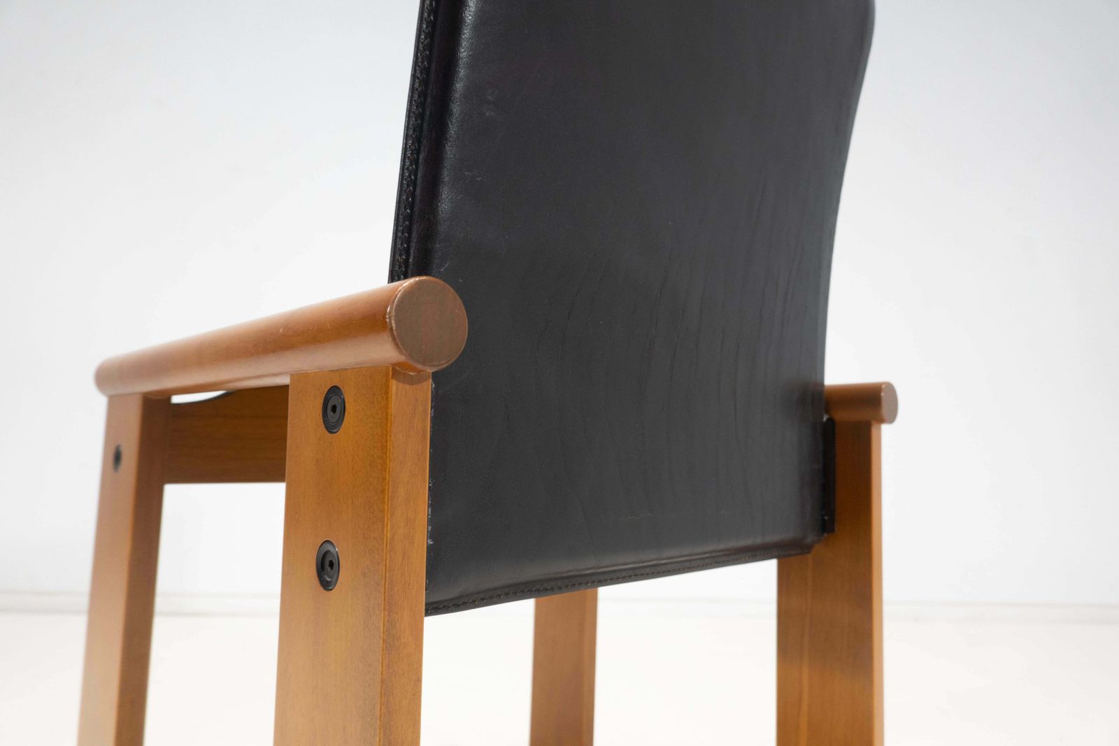 photo vintage Mid Century Modern Set Of 4 Chairs By Afra And Tobia Scarpa, Italy, 1960s