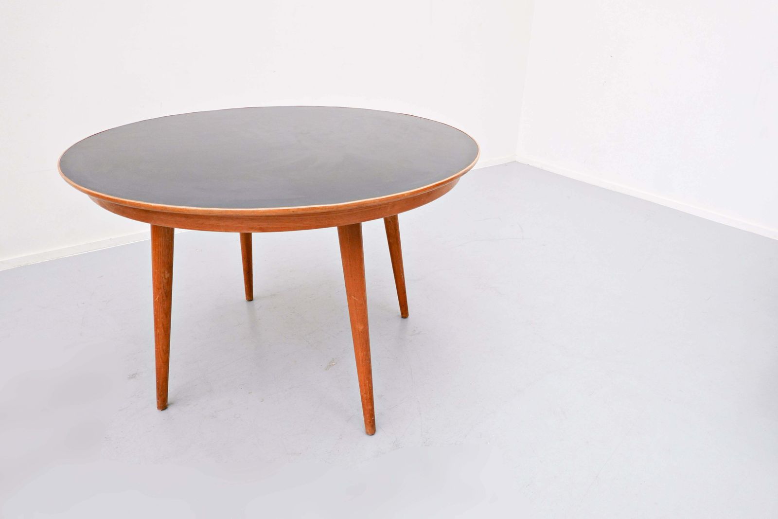 Mid Century Modern Coffee Table Model "Dreirundtisch" By Max Bill, Swiss 1949 photo vintage