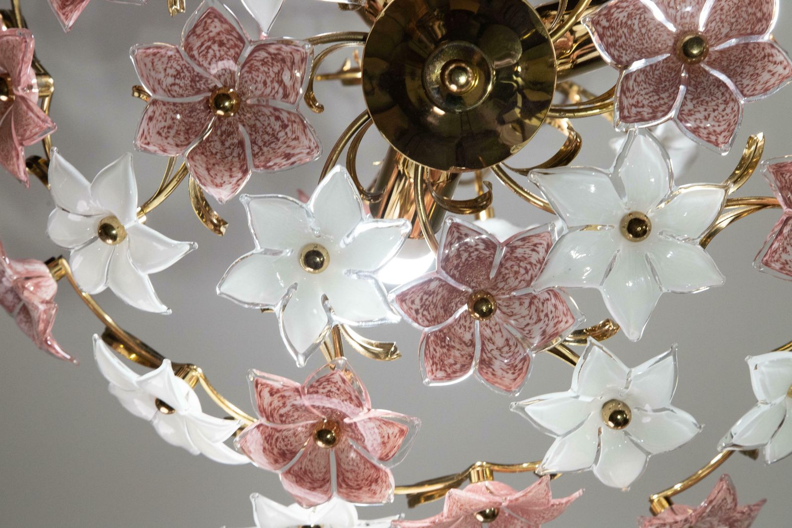 Spectacular Murano Chandelier Full Of Pink And White Flowers, 1980s photo vintage