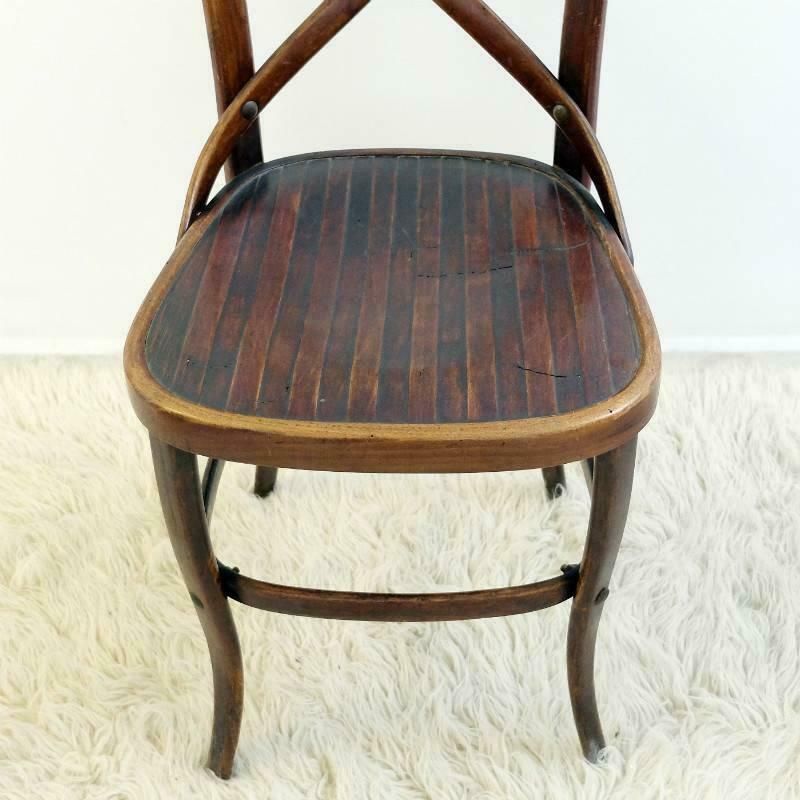 Late 19th Century Pair Of N°91 Chairs By Jacob And Josef Kohn photo vinterior