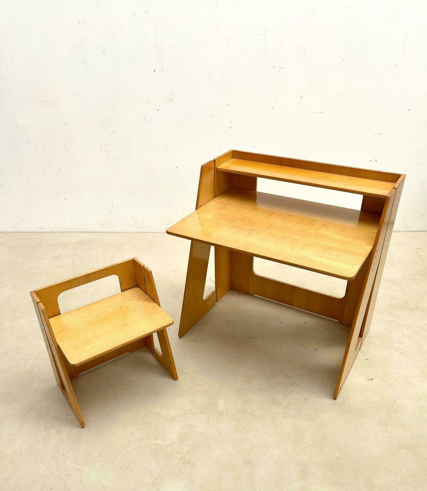 Mid Century Modern Wood Foldable 6m Desk And Chair, Italy, 1960s photo vintage