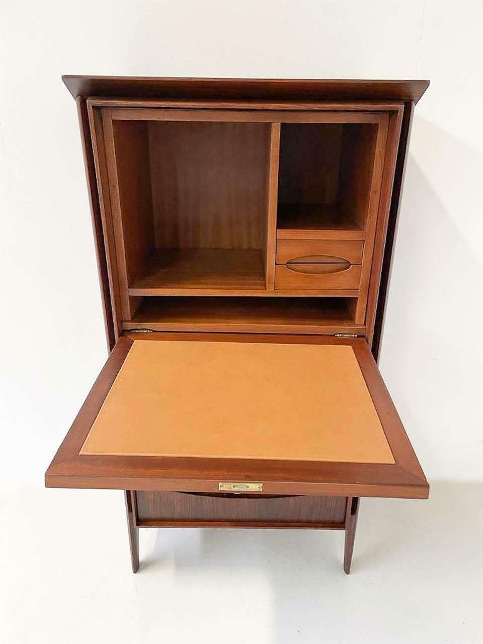 Mid Century Modern Wooden Cabinet, Italy, 1960s photo 2861.0