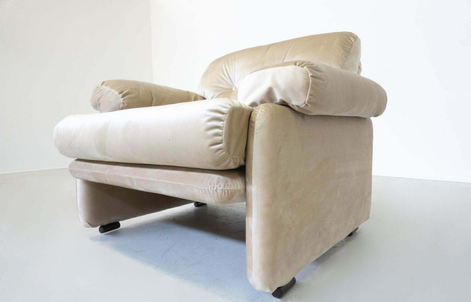 Mid Century Modern Pair Of Coronado Armchairs By Tobia & Afra Scarpa , Italy photo Furniture