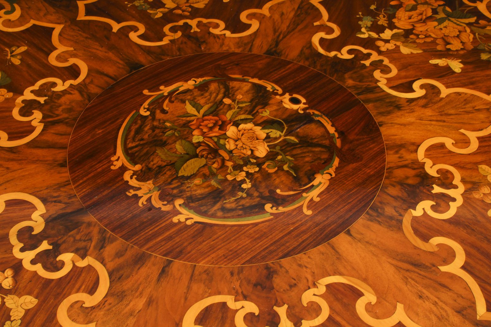 Antique 4ft 6" Diam Burr Walnut Marquetry Dining / Center Table C1860 19th C photo vintage