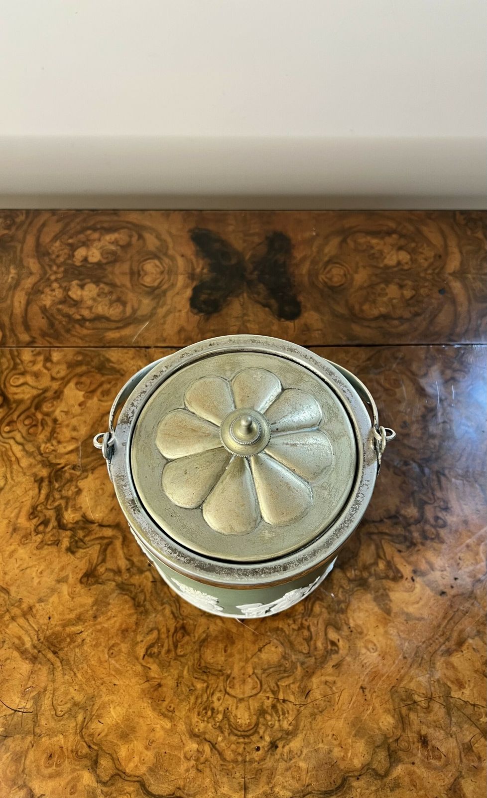 Quality Antique Wedgwood Jasper Ware Biscuit Barrel photo for sale