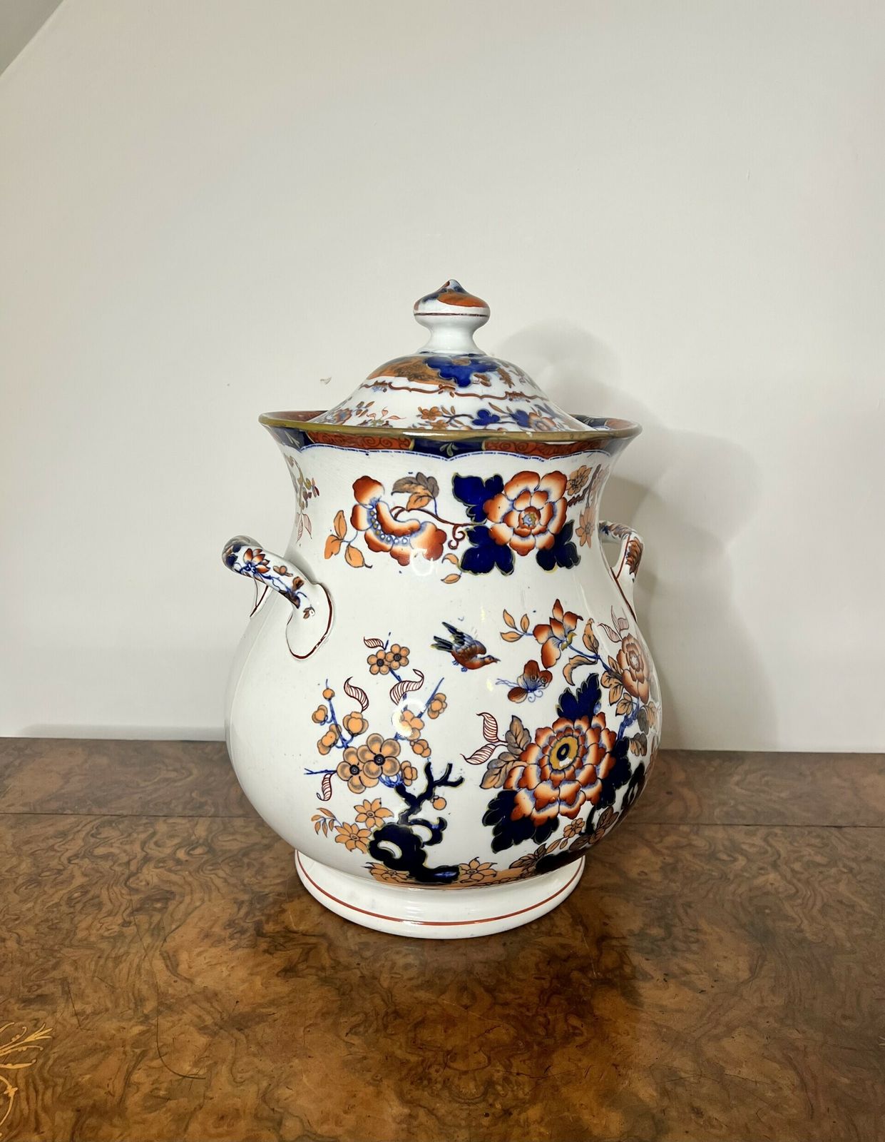 Unusual Large Antique Japanese Imari Lidded Vase photo buy