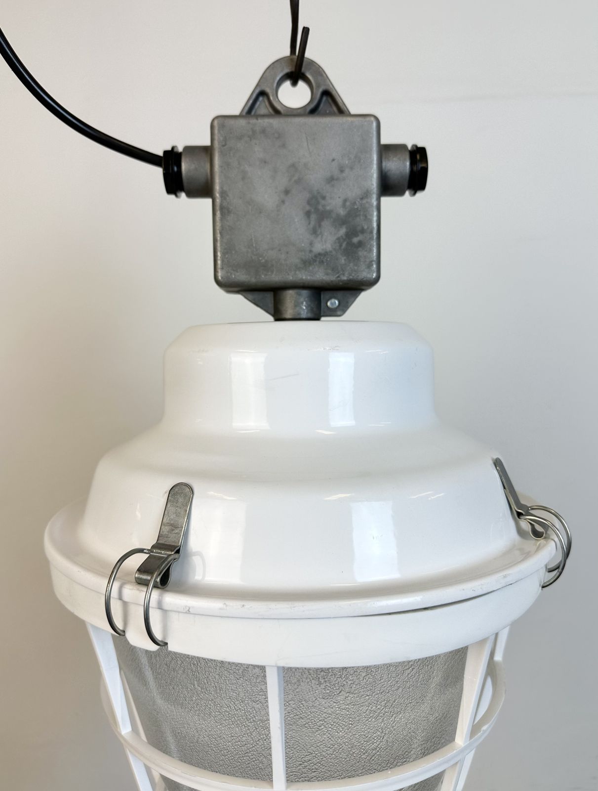 149.0 White Industrial Factory Light With Plastic Grid From Elektrosvit, 1990s, 16x photo
