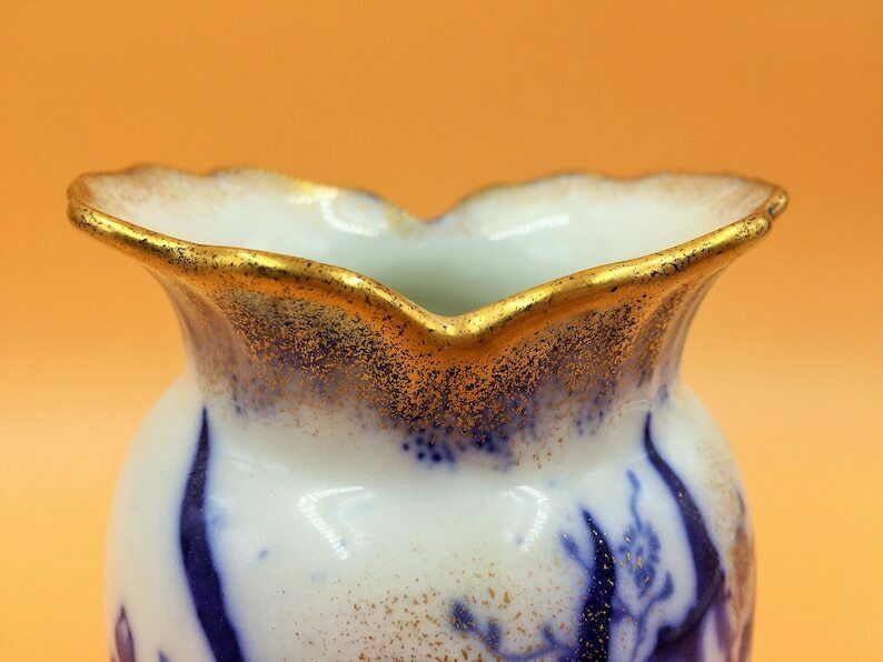 Beautiful Antique John Maddock & Sons Royal Vitreous Orchid Design Flow Blue Vase. C1890. photo vinterior