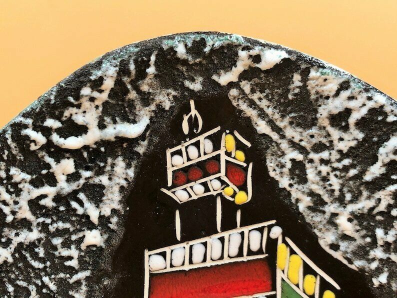 Mcm Augusto Giulianelli Italian San Marino Fat Lava / Enamel Hand Painted 3 Footed Dish / Wall Plaque. photo furniture