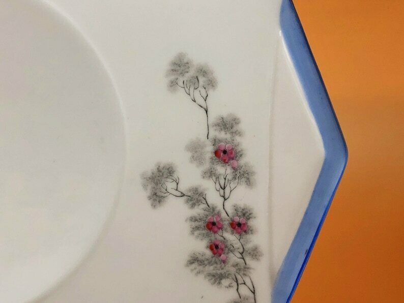Vintage Shelley China gemaakt voor Lawleys, Apple Blossom patroon, cake/sandwich serveerschaal. 0148. photo for sale