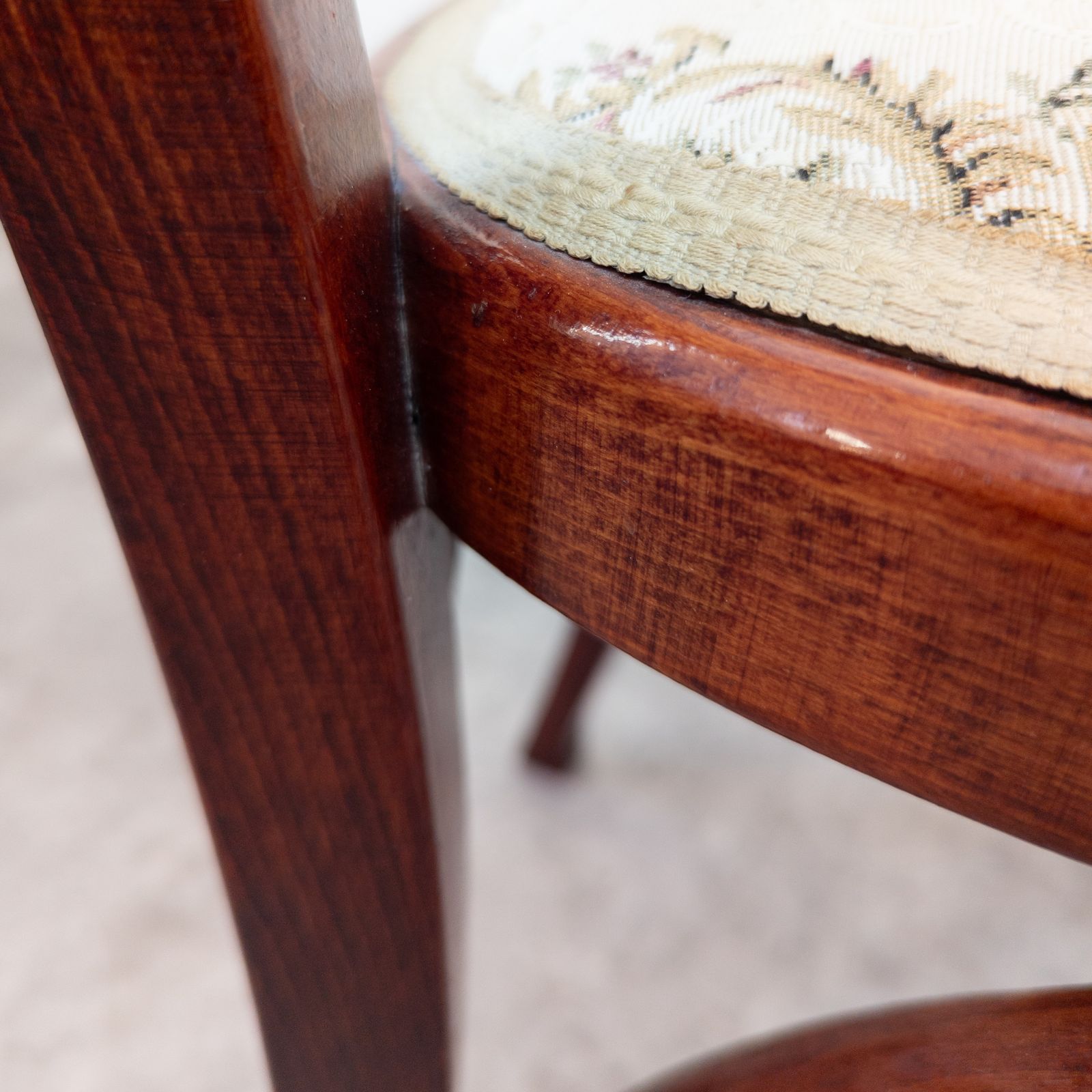 Pair Of No. 719 Bentwood Chairs By Gustav Siegel For J&J Kohn photo for sale