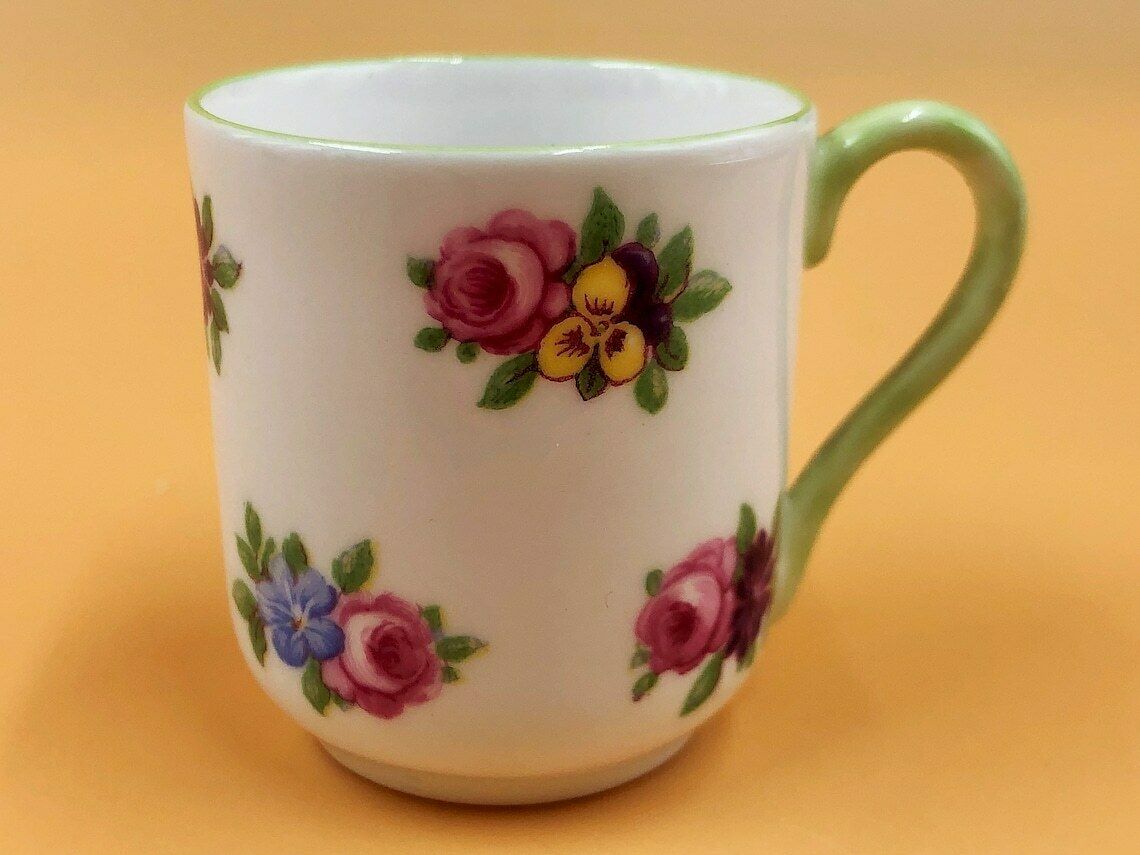 Shelley China Yutoi Floral Bouquet Design Miniature Cabinet Demitasse Cup & Saucer. Duo. No. 13868. photo Home Decor