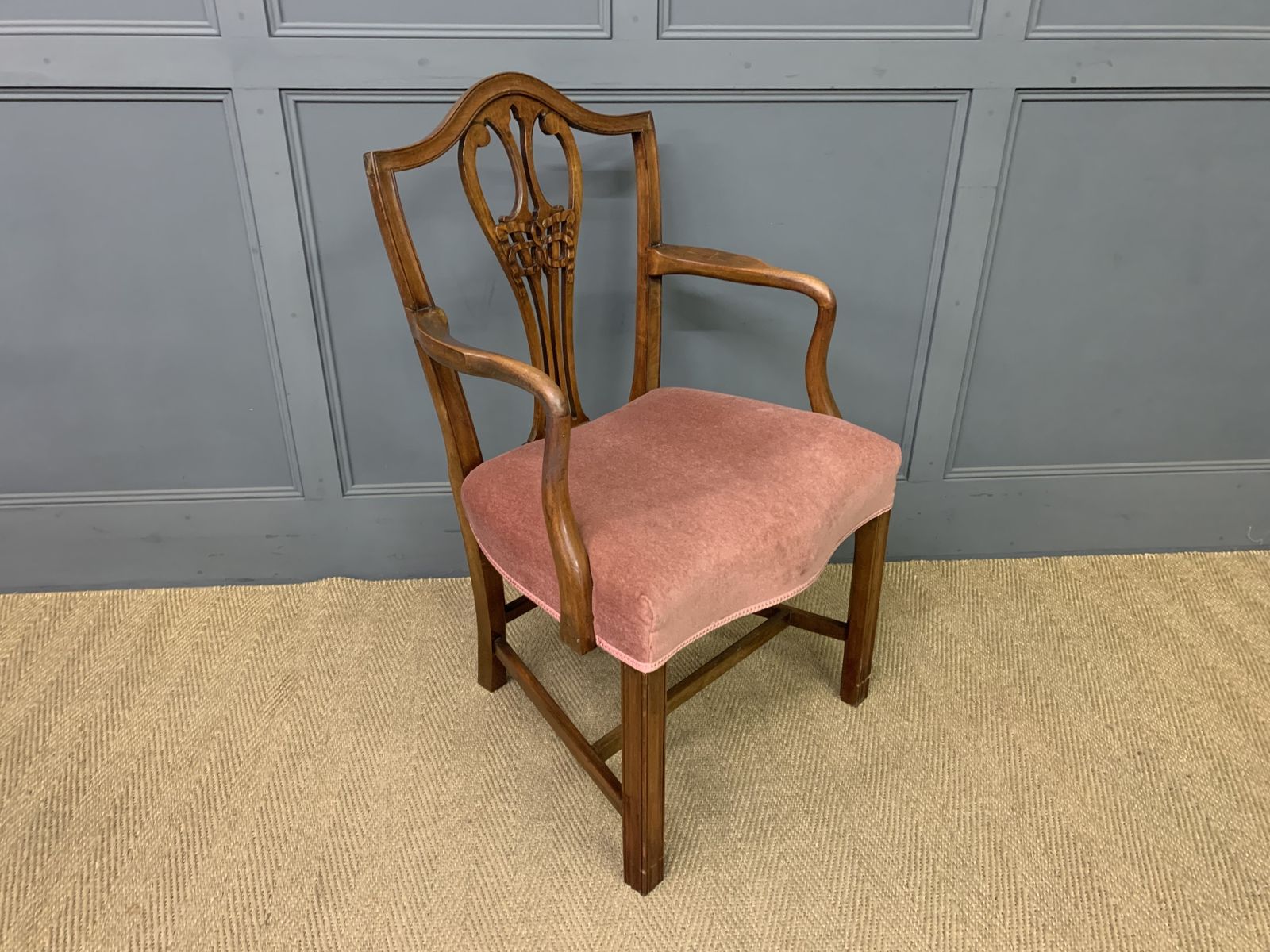 Pair Of Georgian Mahogany Armchairs photo vinterior