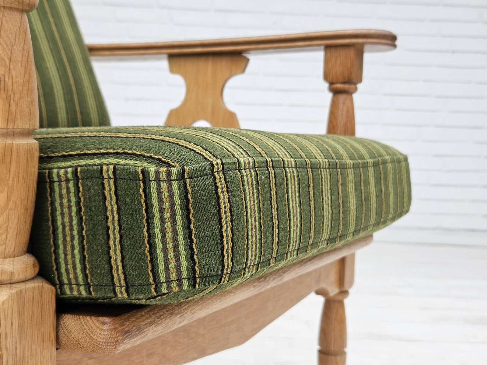 1970s, Danish Design, Oak Wood Armchair In Furniture Wool, Original Condition. photo vintage