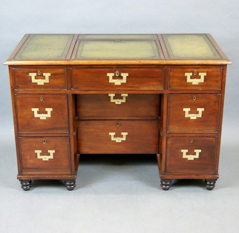 An Unusual Mid 19th Century Military Desk photo vinterior