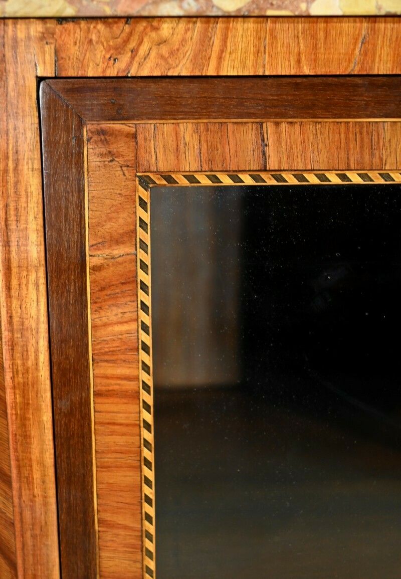 photo vintage Small Rosewood Showcase, Transition Louis XV/Louis XVI Style – Early 20th Century