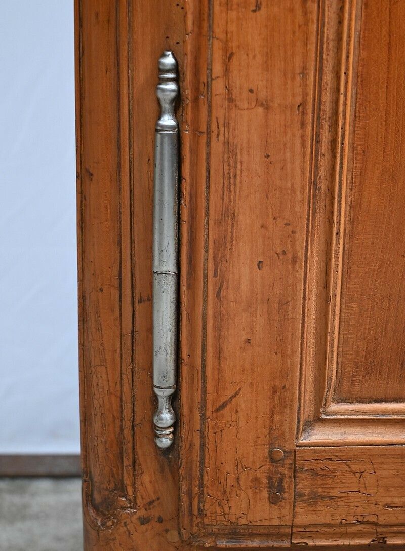 photo vinterior Cabinet Called “Bassette” In Cherry And Oak – Early 19th Century