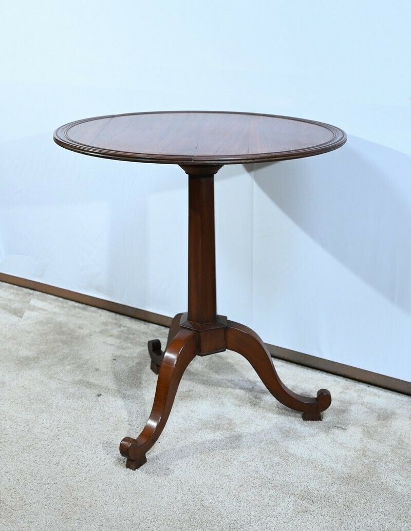 Small Cuban Mahogany Pedestal Table, Restoration Period – Early 19th Century photo Furniture