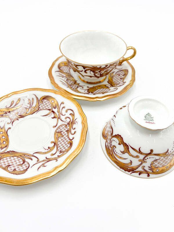 Twelve Tea/Coffee Service In Red And Gold Rosenthal Porcelain photo vinterior