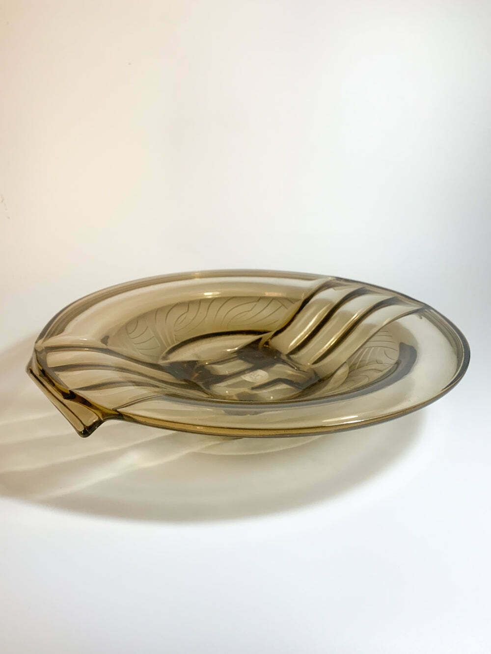 1930s Decò Glass Centerpiece Plate