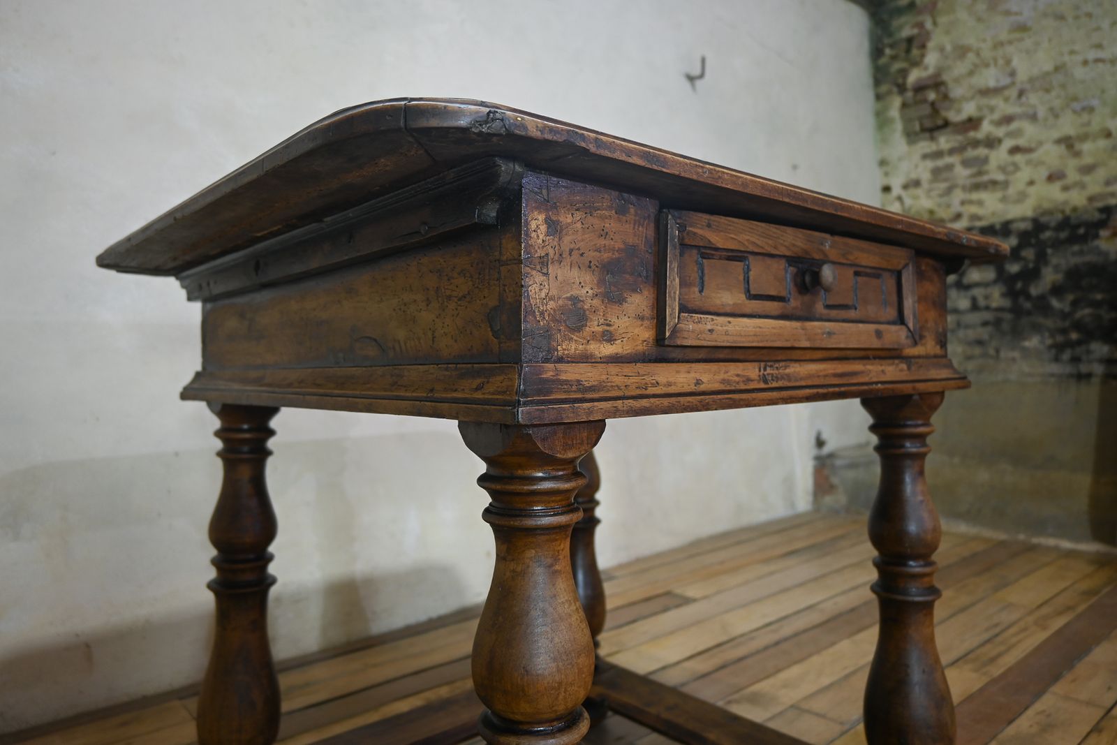 18th Century North Italian Walnut Centre Table photo 830.0