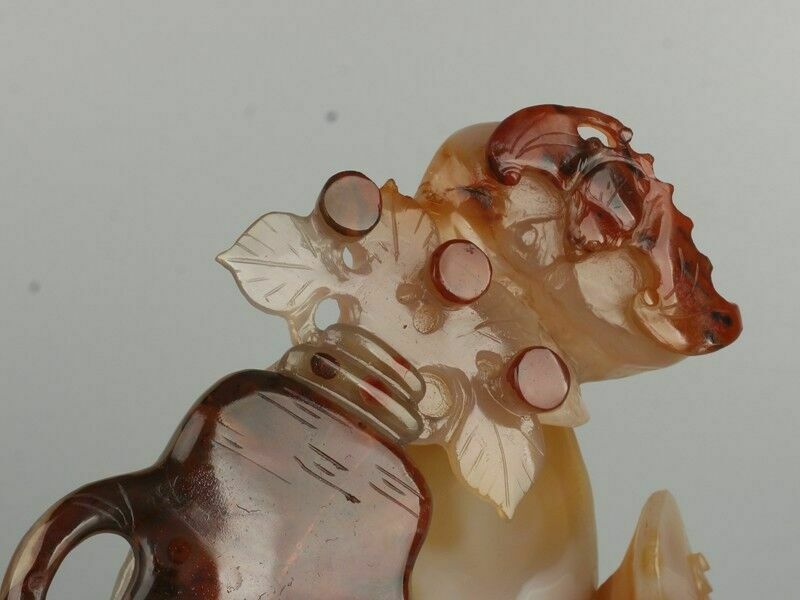 Chinese Agate/Carnelian Carving A Ginseng Bat, Antique Chinese Money Statue photo vinterior