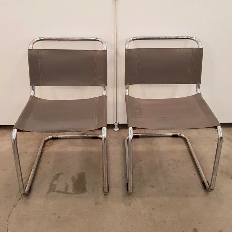 Paar Lederen Stoelen Naar Mart Stam photo Meubels
