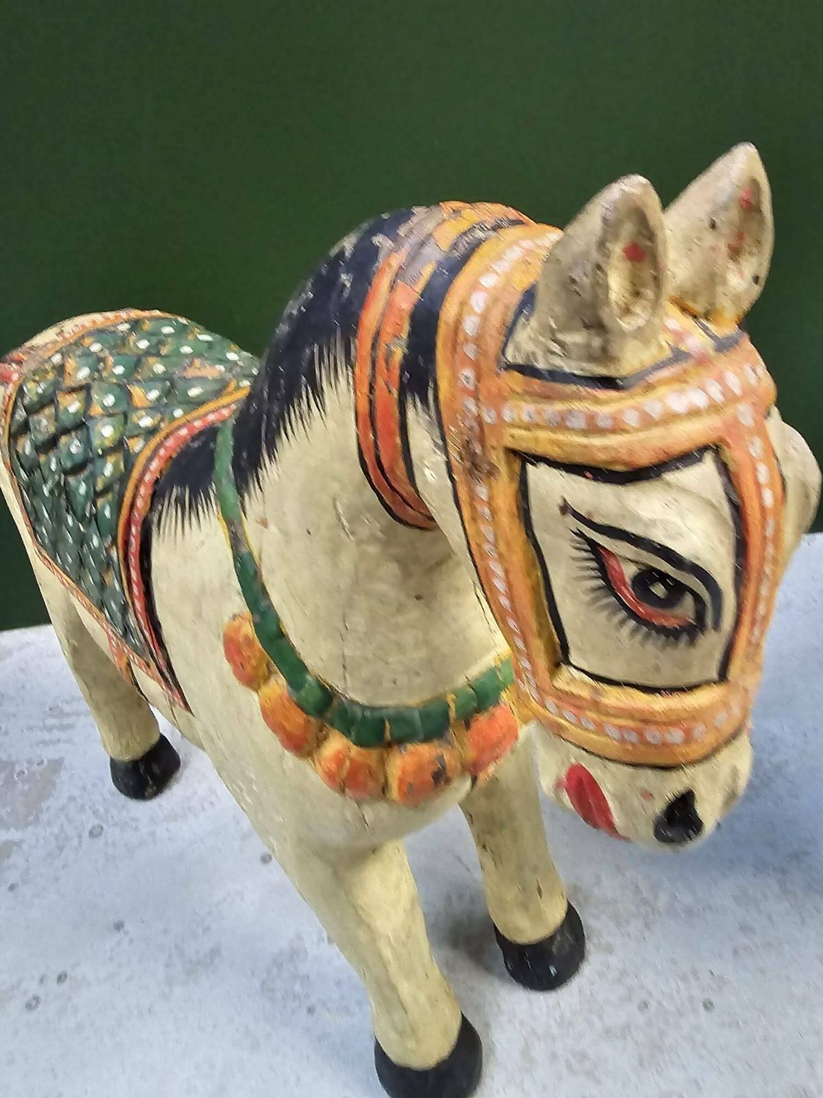 Wooden Horse Statue Indian Vintage: Hand Carved, Hand Painted Decor Accent. Natural Yellow Wood Craft photo Art