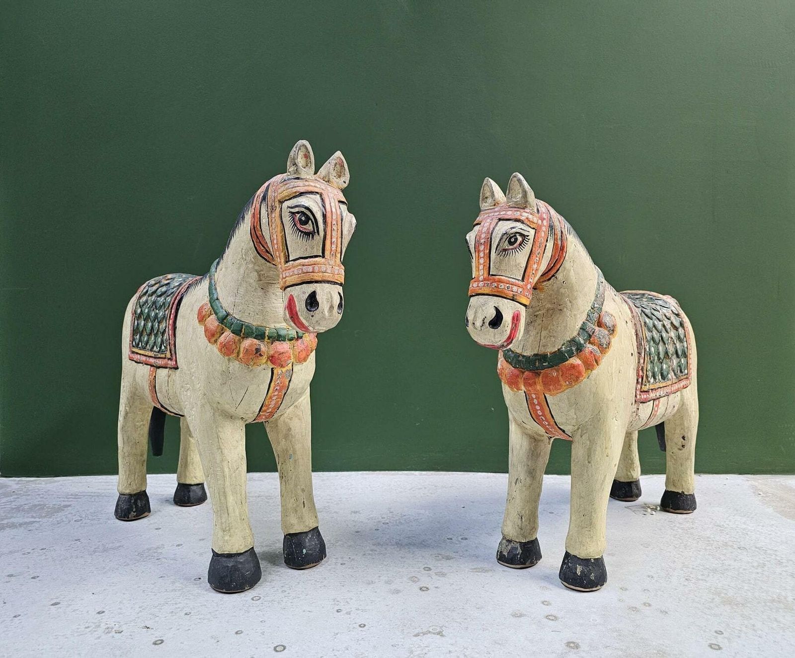 Wooden Horse Statue Indian Vintage: Hand Carved, Hand Painted Decor Accent. Natural Yellow Wood Craft photo 349.0