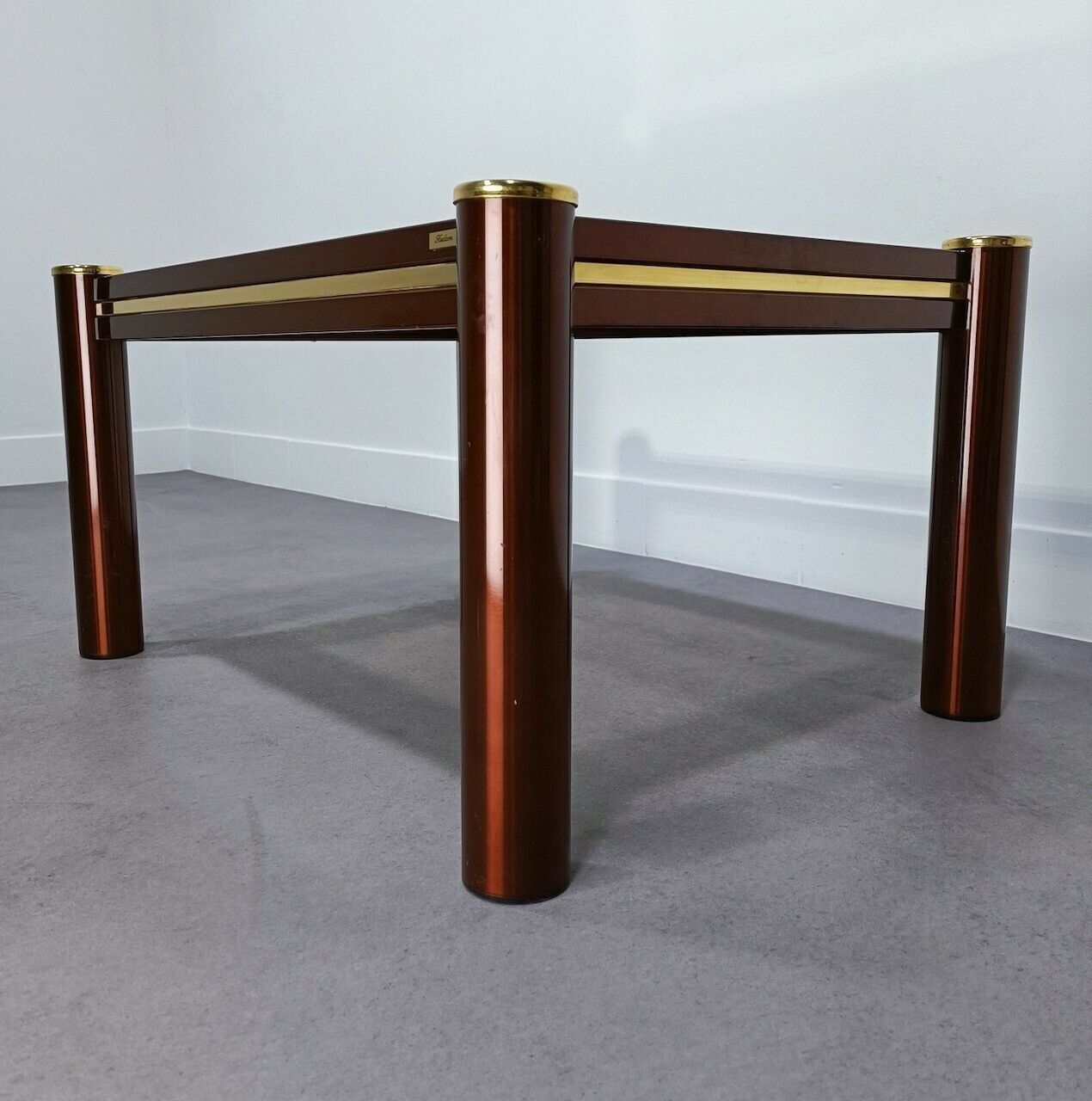 Fedam Burgundy And Gold Salon Table photo 208.0