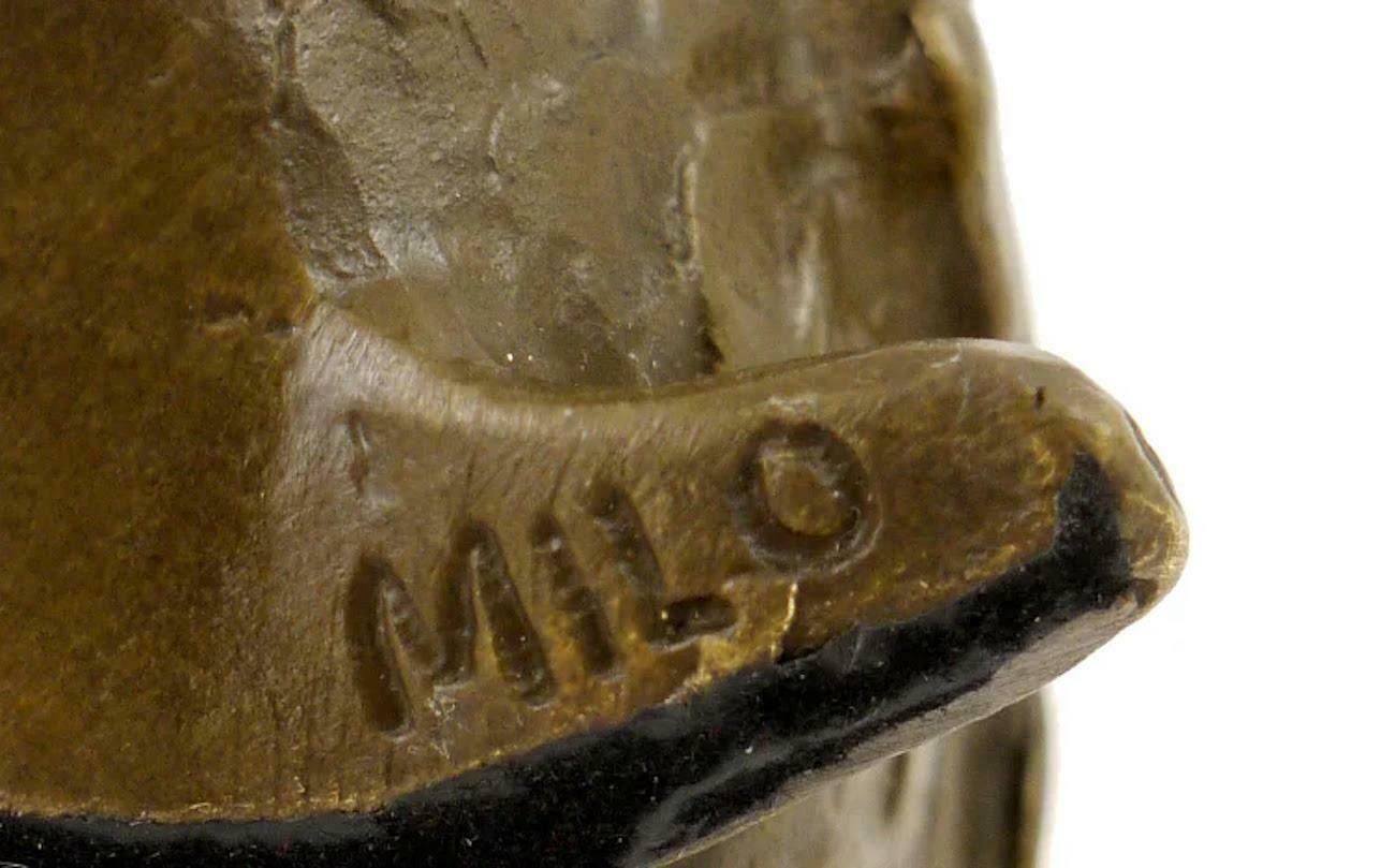 Sculpture, Contemporary Bronze Paperweight, Xxist Century. photo buy