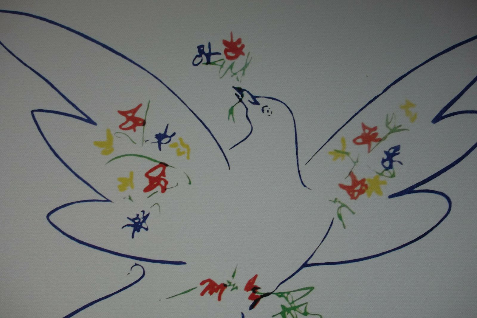 Rare Beautiful Limited Cubist Print   Dove, Pablo Picasso, Signed & Stamped photo furniture