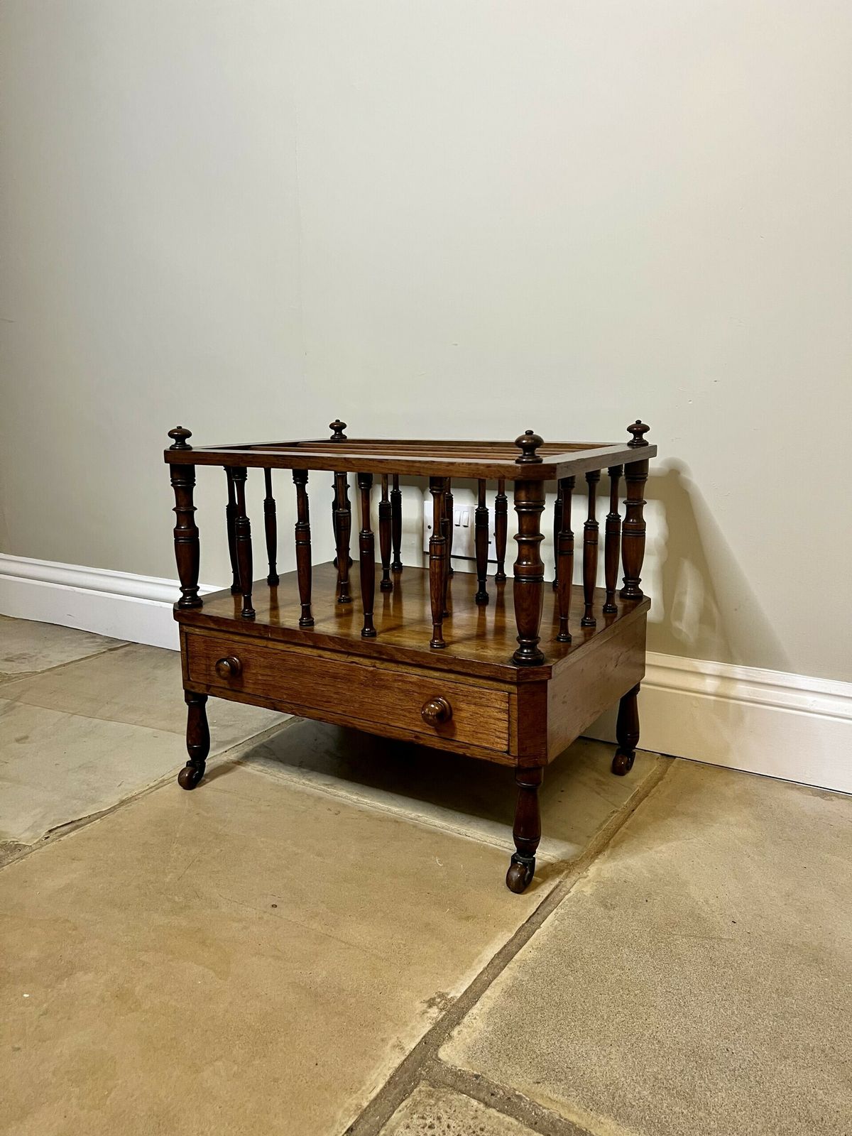 Victorian Quality Figured Walnut Canterbury photo 685.0
