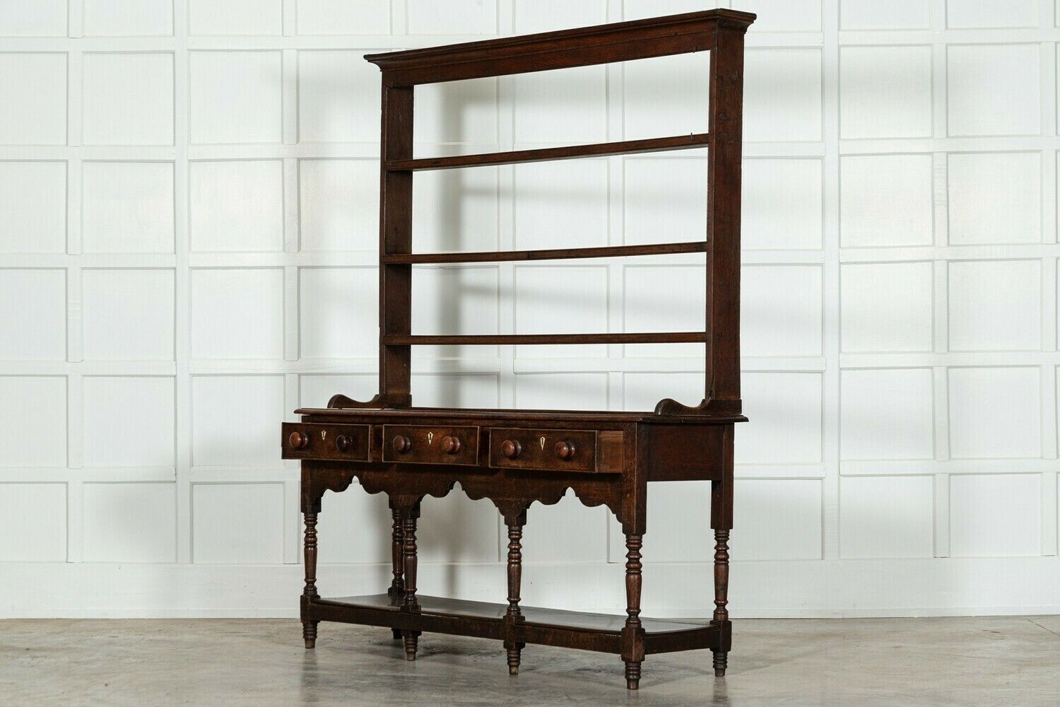 18thc English George II Oak Potboard Dresser photo 5693.0